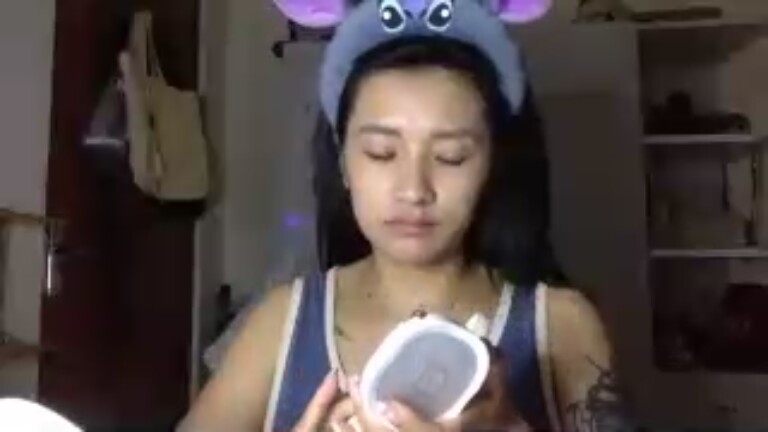 LyLy_94's Streamate show and profile