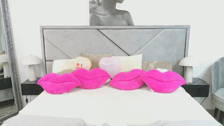 KrossAnny's Streamate show and profile