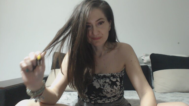 MAUREENx's Streamate show and profile