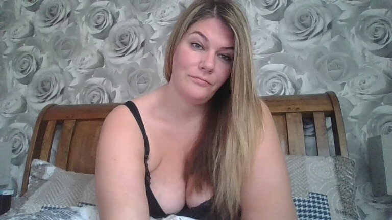 BabyCakesUK's Streamate show and profile