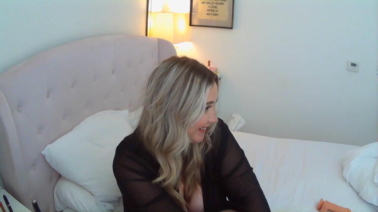 Scarlettsteelexo's Streamate show and profile