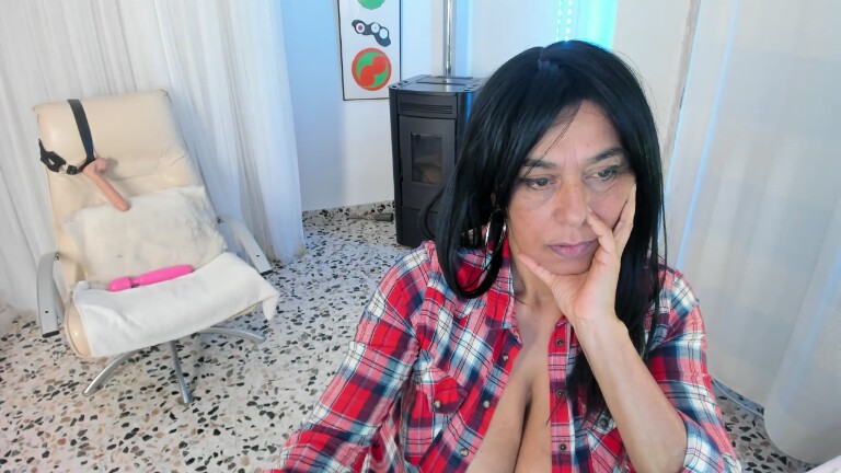 FloritaDoBrasil's Streamate show and profile