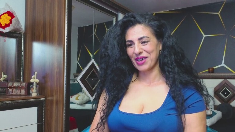 Curly_Sexy's Streamate show and profile