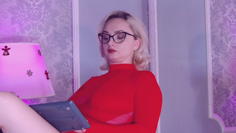 EllianaReese's Streamate show and profile