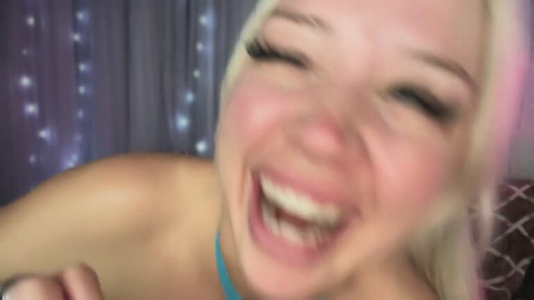 Sabrina_xx's Streamate show and profile