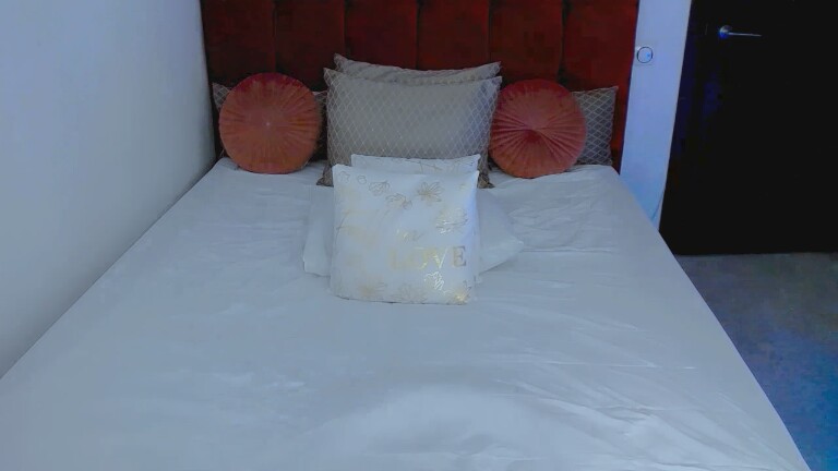 EvelynCalli's Streamate show and profile