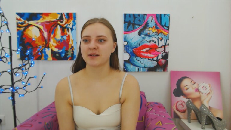 ArinaBelly's Streamate show and profile