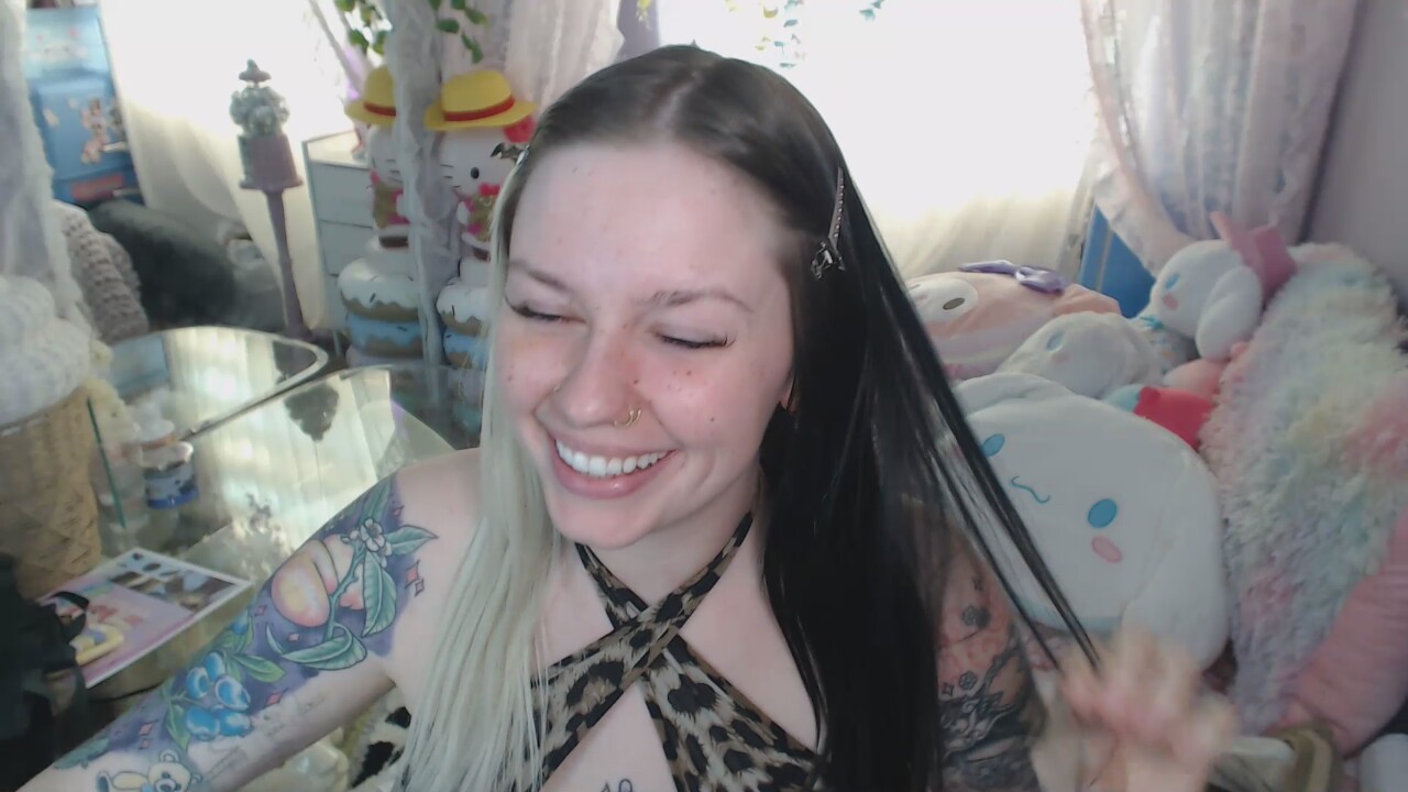 Angelina_Glass